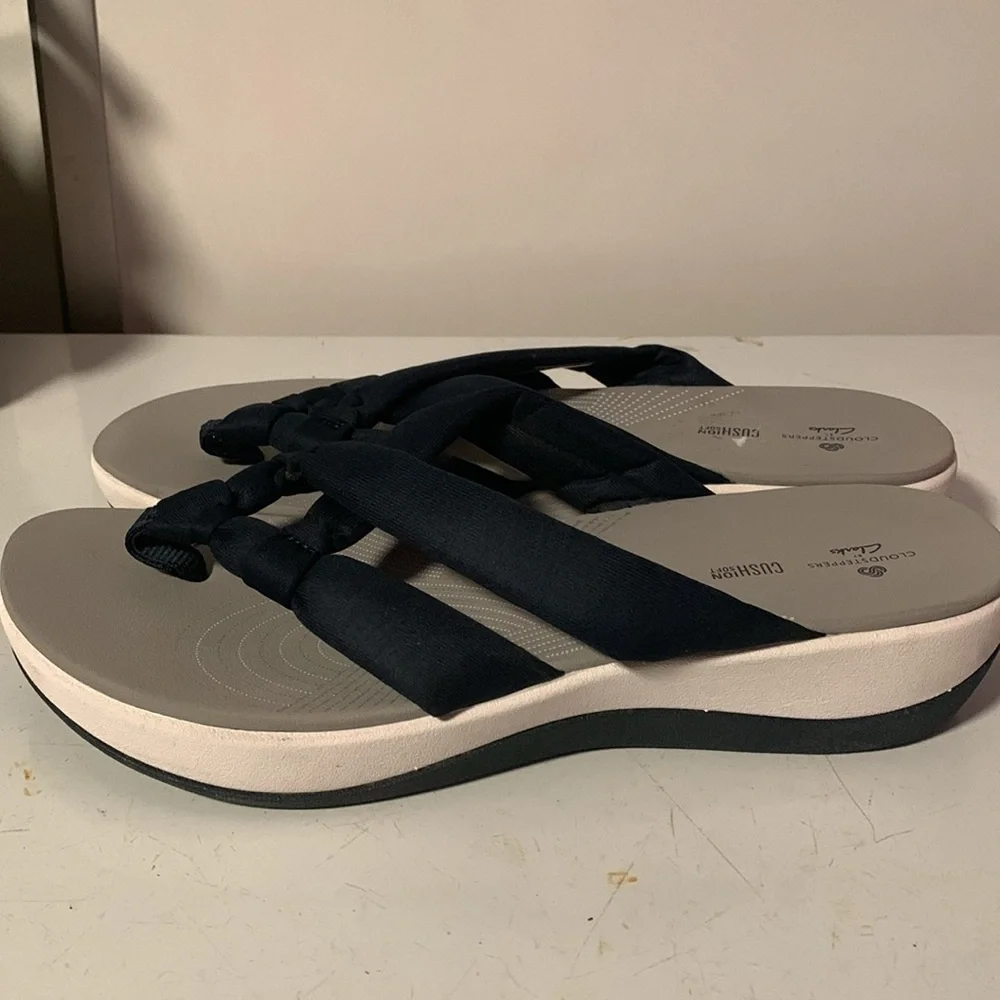Clark’s Arla Cloudsteppers Sandal Women’s Size 11